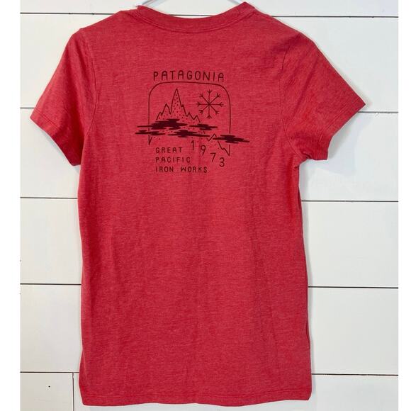 Patagonia Red Slim Fit Graphic Short Sleeve Pacific Iron Works Women size Small - Picture 5 of 11